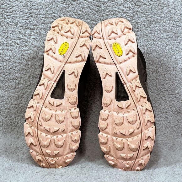The North Face Raedonda Womens Size 9.5 Sneaker Boots Black Pink Vibram Sole - Picture 7 of 9